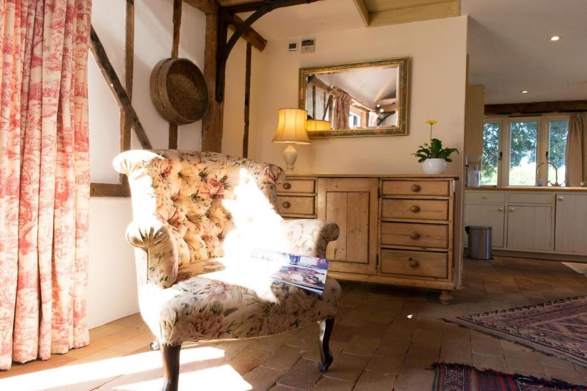 Bromans Barn A Beautiful Cottage By The Sea And Cudmore Nature Reserve เวสต์เมอร์ซี ภายนอก รูปภาพ